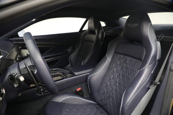 Used 2025 Aston Martin Vanquish for sale $429,900 at Alfa Romeo of Westport in Westport CT 06880 15