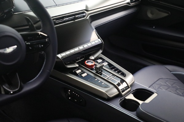 Used 2025 Aston Martin Vanquish for sale $429,900 at Alfa Romeo of Westport in Westport CT 06880 22
