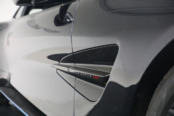Used 2025 Aston Martin Vanquish for sale $429,900 at Alfa Romeo of Westport in Westport CT 06880 27
