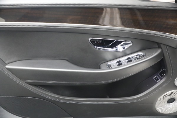 Used 2020 Bentley Continental GTC V8 for sale $165,900 at Alfa Romeo of Westport in Westport CT 06880 28