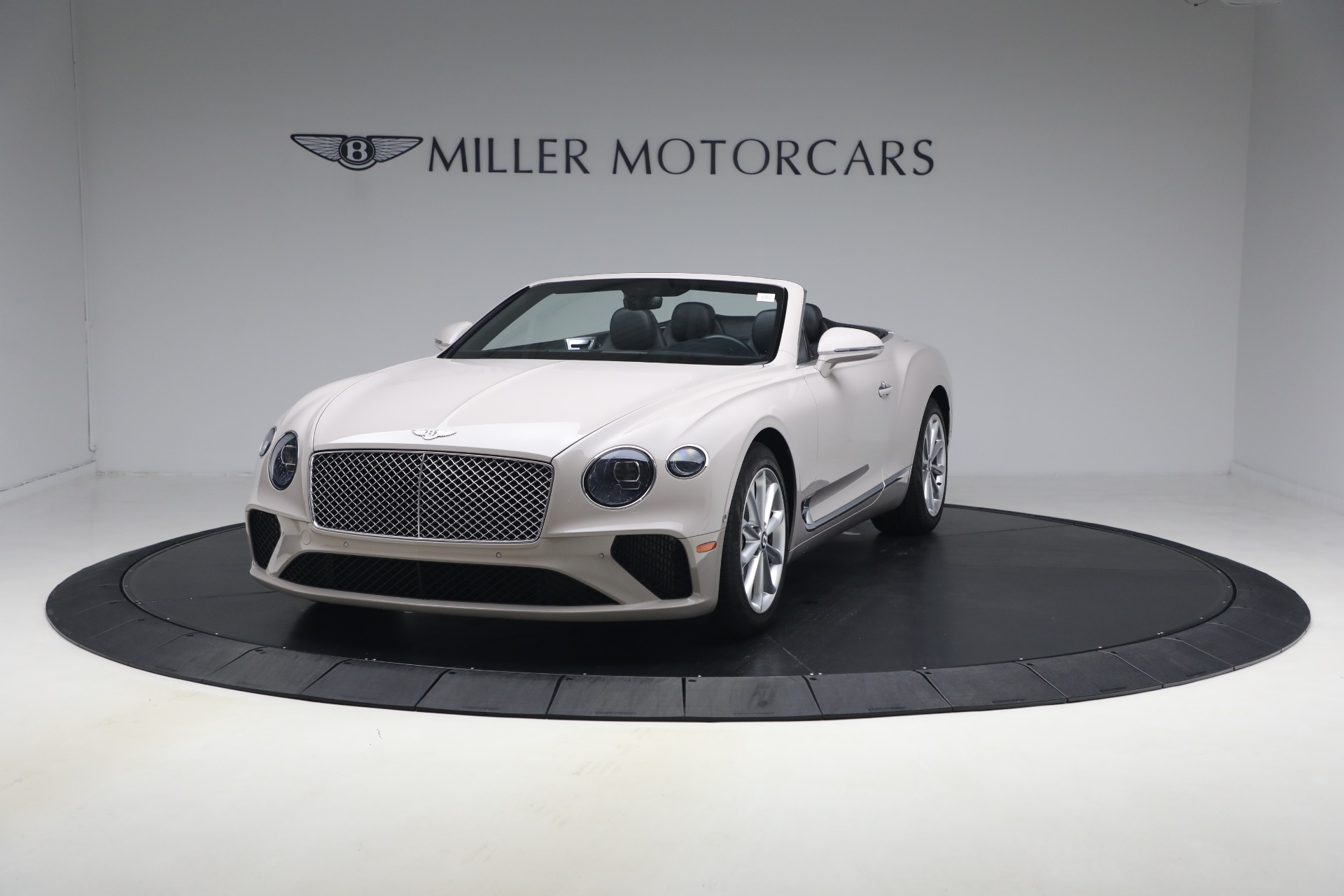 Used 2020 Bentley Continental GTC V8 for sale $165,900 at Alfa Romeo of Westport in Westport CT 06880 1