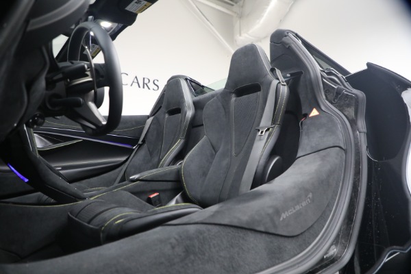 New 2026 McLaren 750S Spider Performance for sale $434,250 at Alfa Romeo of Westport in Westport CT 06880 22