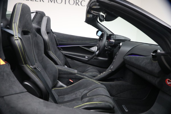 New 2026 McLaren 750S Spider Performance for sale $434,250 at Alfa Romeo of Westport in Westport CT 06880 26