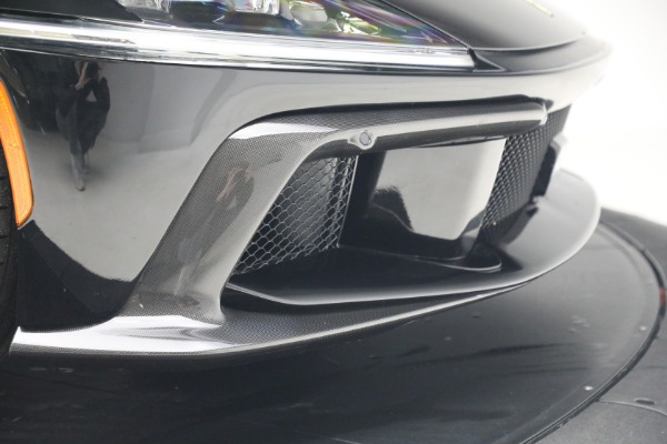 Used 2025 Ferrari 12Cilindri for sale $685,900 at Alfa Romeo of Westport in Westport CT 06880 27