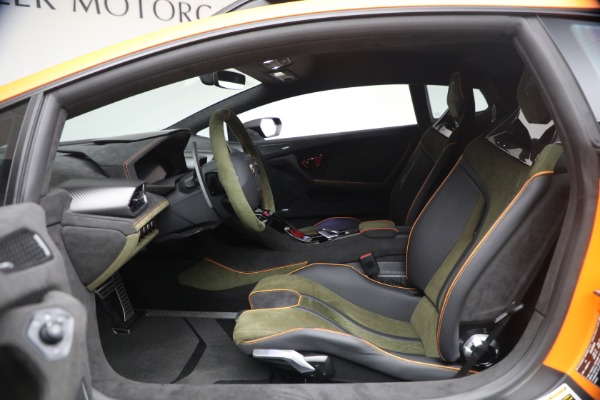Used 2024 Lamborghini Huracan Sterrato for sale Sold at Alfa Romeo of Westport in Westport CT 06880 14