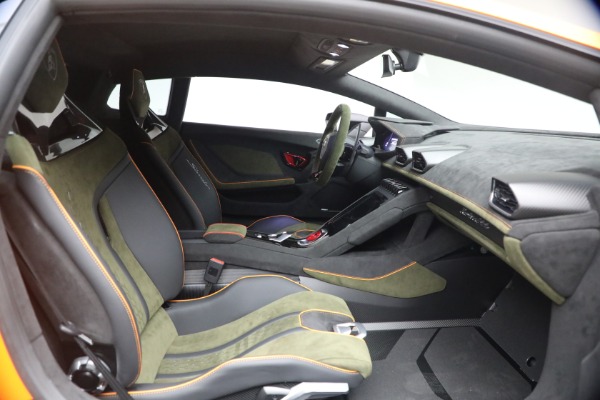 Used 2024 Lamborghini Huracan Sterrato for sale Sold at Alfa Romeo of Westport in Westport CT 06880 20