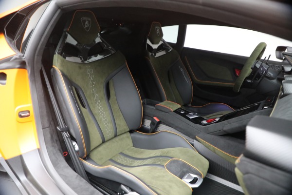 Used 2024 Lamborghini Huracan Sterrato for sale Sold at Alfa Romeo of Westport in Westport CT 06880 21