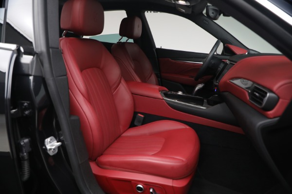 Used 2023 Maserati Levante GT for sale Sold at Alfa Romeo of Westport in Westport CT 06880 15
