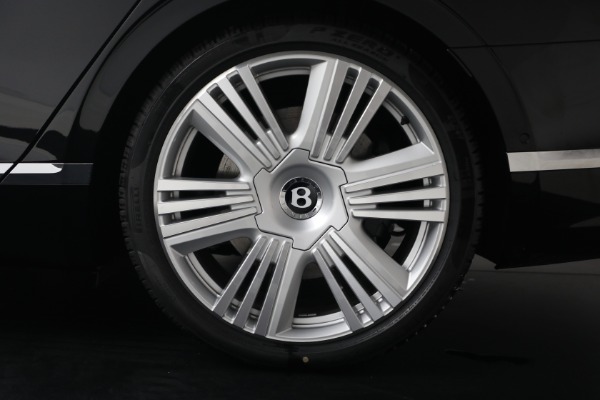 New 2026 Bentley Flying Spur Azure for sale $318,975 at Alfa Romeo of Westport in Westport CT 06880 15