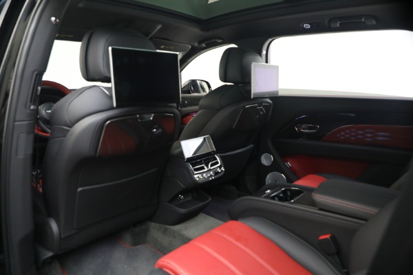 Used 2023 Bentley Bentayga EWB Azure V8 First Edition for sale $173,900 at Alfa Romeo of Westport in Westport CT 06880 24