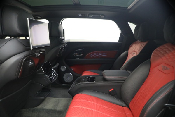 Used 2023 Bentley Bentayga EWB Azure V8 First Edition for sale $173,900 at Alfa Romeo of Westport in Westport CT 06880 25