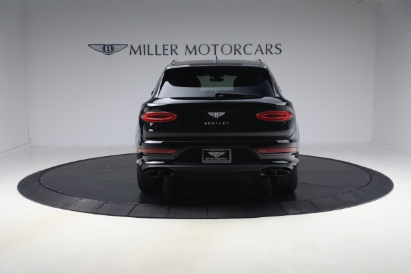 Used 2023 Bentley Bentayga EWB Azure V8 First Edition for sale $173,900 at Alfa Romeo of Westport in Westport CT 06880 6