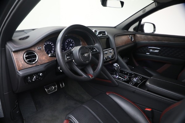 Used 2022 Bentley Bentayga V8 for sale $151,900 at Alfa Romeo of Westport in Westport CT 06880 18