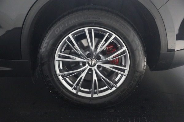 Used 2022 Alfa Romeo Stelvio Sprint for sale $25,900 at Alfa Romeo of Westport in Westport CT 06880 23