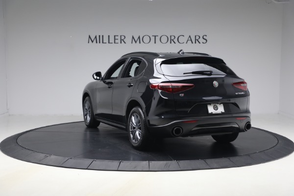 Used 2022 Alfa Romeo Stelvio Sprint for sale $25,900 at Alfa Romeo of Westport in Westport CT 06880 5
