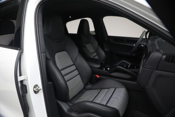 Used 2024 Porsche Cayenne S Coupe for sale Call for price at Alfa Romeo of Westport in Westport CT 06880 20