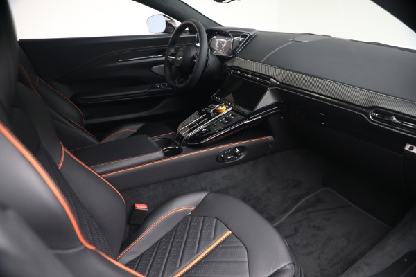 New 2026 Aston Martin Vantage S for sale $251,000 at Alfa Romeo of Westport in Westport CT 06880 18