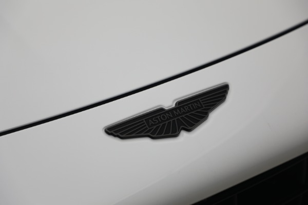 New 2026 Aston Martin Vantage S for sale $251,000 at Alfa Romeo of Westport in Westport CT 06880 27