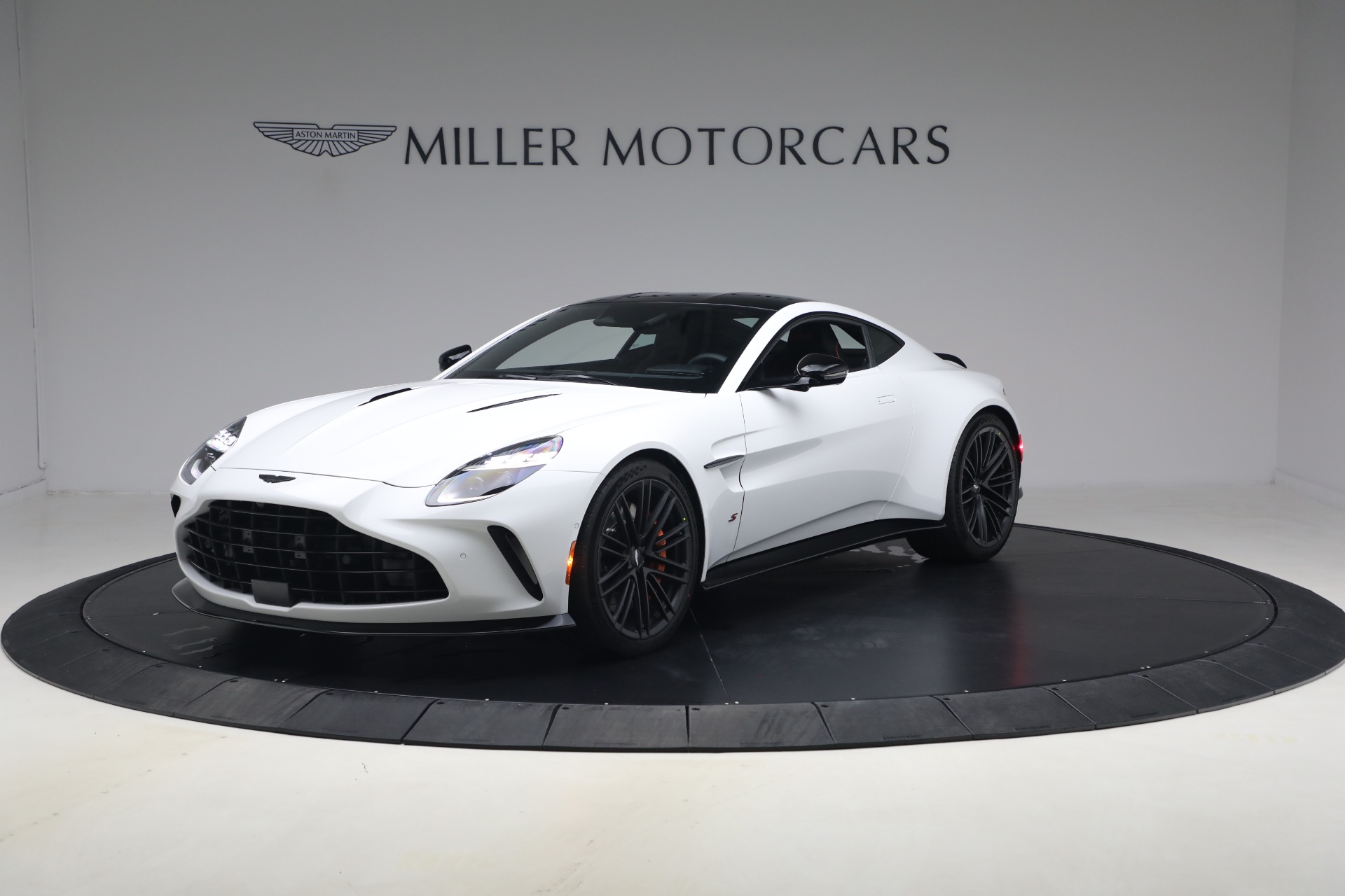 New 2026 Aston Martin Vantage S for sale $251,000 at Alfa Romeo of Westport in Westport CT 06880 1