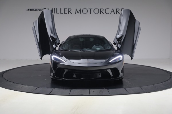 Used 2023 McLaren GT Pioneer for sale $165,900 at Alfa Romeo of Westport in Westport CT 06880 13