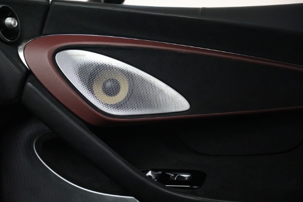 Used 2023 McLaren GT Pioneer for sale $165,900 at Alfa Romeo of Westport in Westport CT 06880 27
