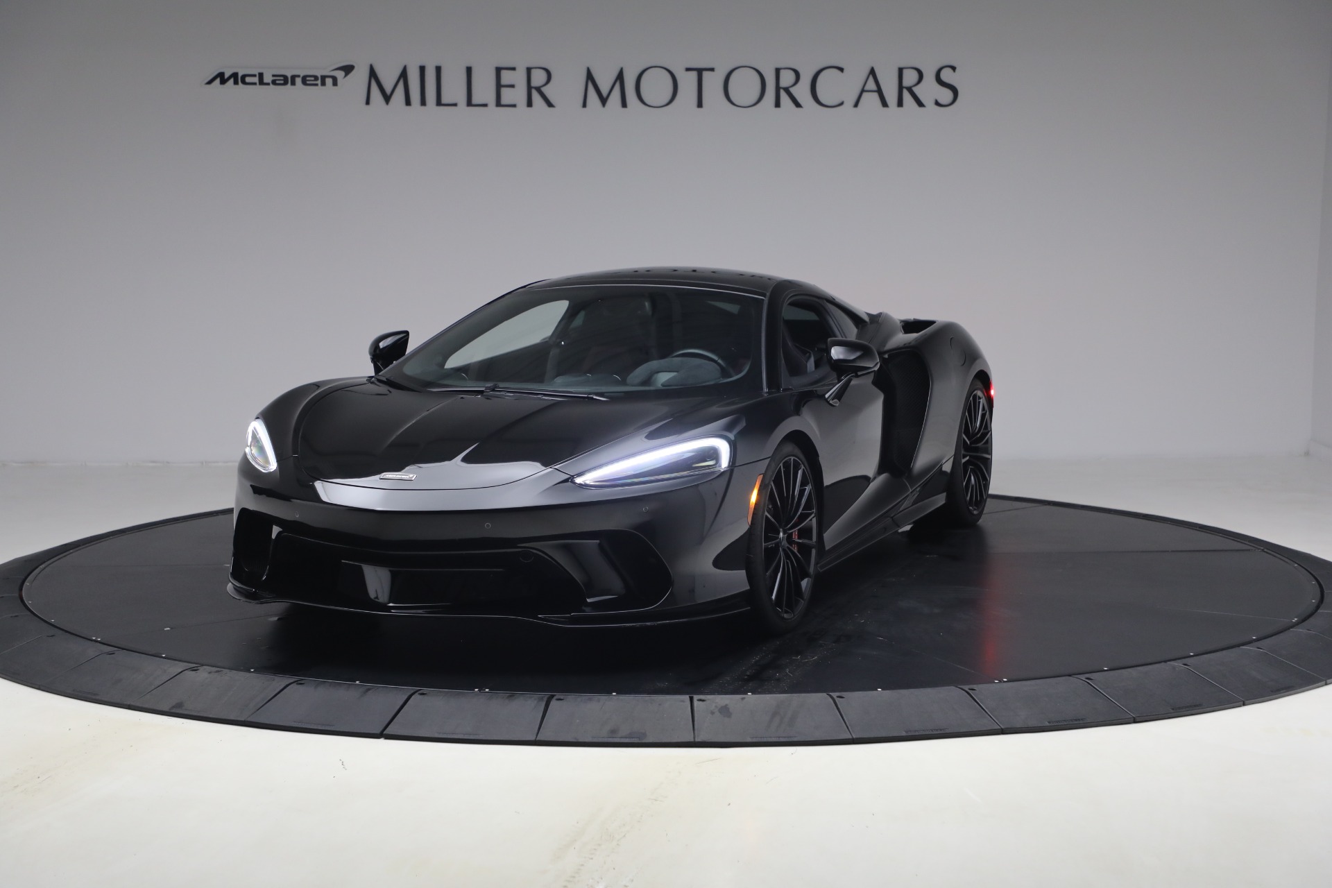 Used 2023 McLaren GT Pioneer for sale $165,900 at Alfa Romeo of Westport in Westport CT 06880 1