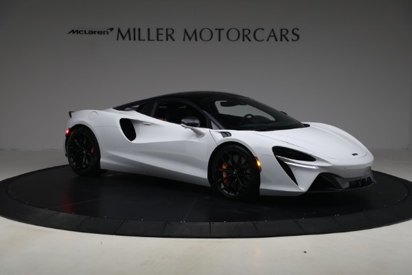 Used 2023 McLaren Artura for sale $175,900 at Alfa Romeo of Westport in Westport CT 06880 10