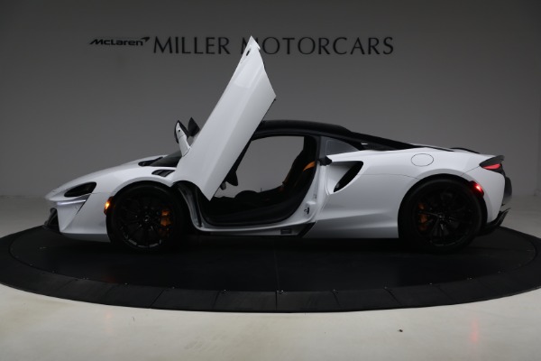 Used 2023 McLaren Artura for sale $175,900 at Alfa Romeo of Westport in Westport CT 06880 15