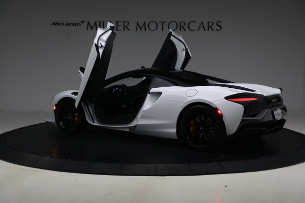 Used 2023 McLaren Artura for sale $175,900 at Alfa Romeo of Westport in Westport CT 06880 16