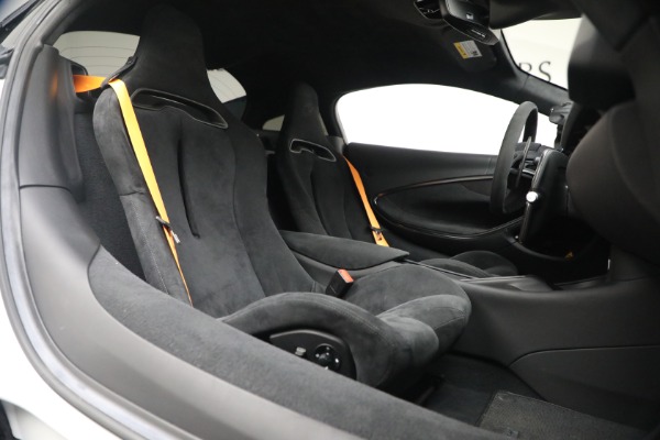 Used 2023 McLaren Artura for sale $175,900 at Alfa Romeo of Westport in Westport CT 06880 25