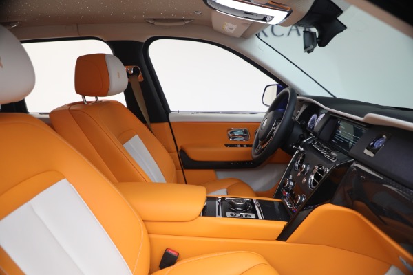 Used 2023 Rolls-Royce Black Badge Cullinan for sale $389,900 at Alfa Romeo of Westport in Westport CT 06880 19