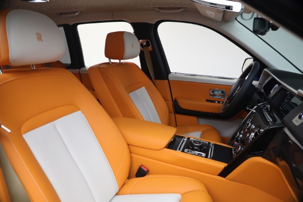 Used 2023 Rolls-Royce Black Badge Cullinan for sale $389,900 at Alfa Romeo of Westport in Westport CT 06880 20
