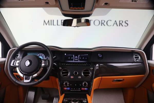 Used 2023 Rolls-Royce Black Badge Cullinan for sale $389,900 at Alfa Romeo of Westport in Westport CT 06880 4
