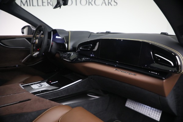 Used 2025 Ferrari Purosangue for sale $534,900 at Alfa Romeo of Westport in Westport CT 06880 17