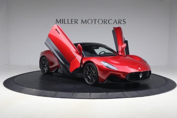 Used 2022 Maserati MC20 for sale $169,900 at Alfa Romeo of Westport in Westport CT 06880 16