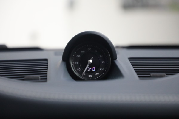 Used 2025 Porsche 911 Carrera S for sale $183,900 at Alfa Romeo of Westport in Westport CT 06880 24