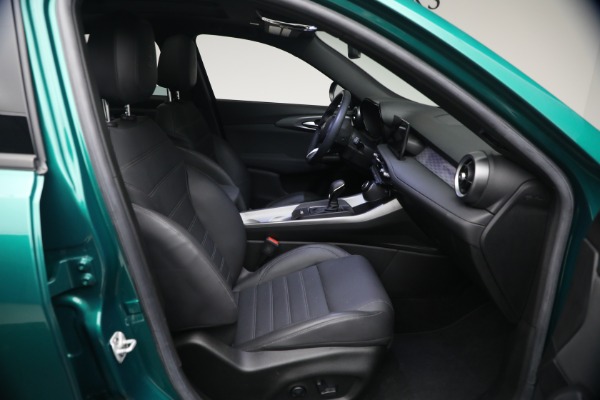 Used 2024 Alfa Romeo Tonale Hybrid Ti for sale $30,900 at Alfa Romeo of Westport in Westport CT 06880 14