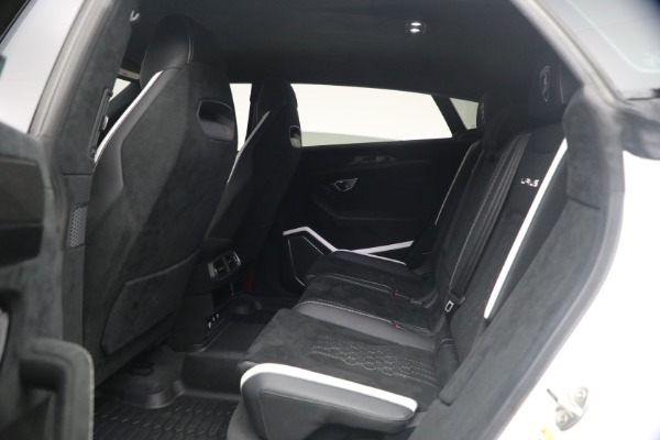 Used 2024 Lamborghini Urus Performante for sale $285,900 at Alfa Romeo of Westport in Westport CT 06880 19