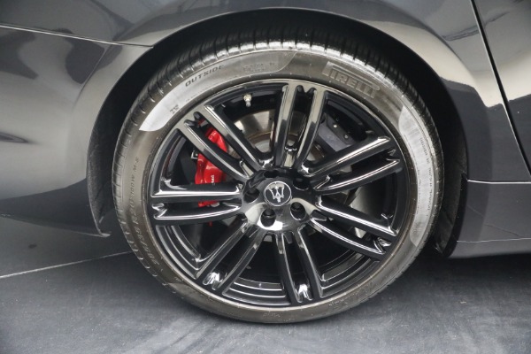 Used 2022 Maserati Quattroporte Modena Q4 for sale $54,900 at Alfa Romeo of Westport in Westport CT 06880 24