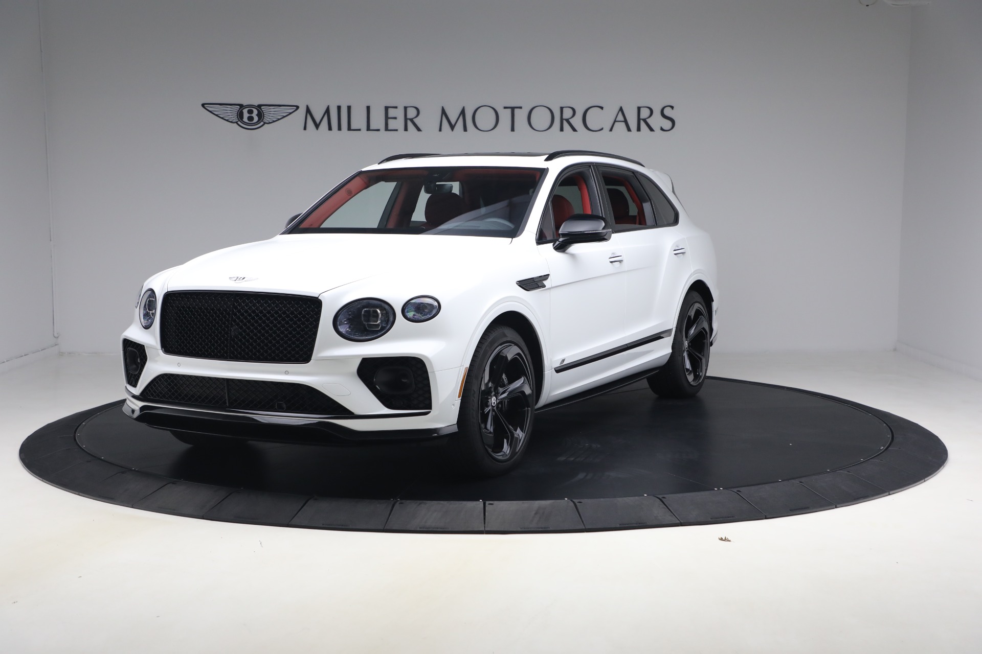 Used 2023 Bentley Bentayga S V8 for sale $155,900 at Alfa Romeo of Westport in Westport CT 06880 1