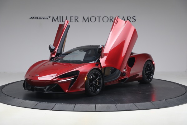 Used 2024 McLaren Artura TechLux for sale $182,900 at Alfa Romeo of Westport in Westport CT 06880 14