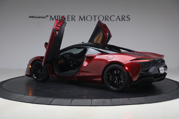 Used 2024 McLaren Artura TechLux for sale $182,900 at Alfa Romeo of Westport in Westport CT 06880 16