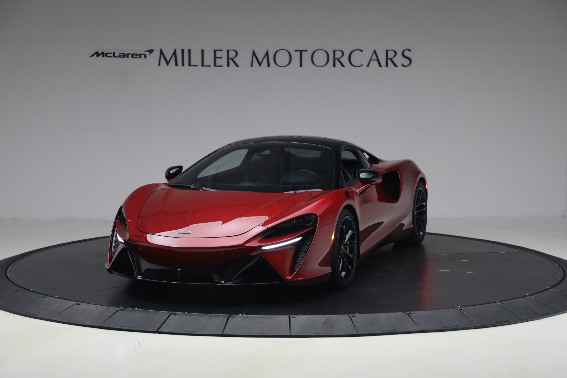 Used 2024 McLaren Artura TechLux for sale $182,900 at Alfa Romeo of Westport in Westport CT 06880 1