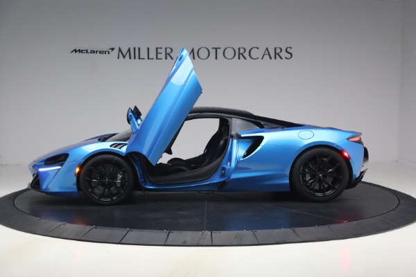 Used 2024 McLaren Artura Performance for sale $182,900 at Alfa Romeo of Westport in Westport CT 06880 15