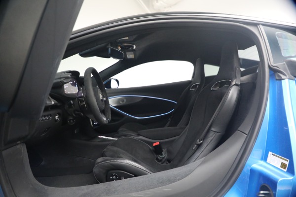 Used 2024 McLaren Artura Performance for sale $182,900 at Alfa Romeo of Westport in Westport CT 06880 17
