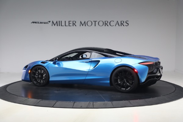 Used 2024 McLaren Artura Performance for sale $182,900 at Alfa Romeo of Westport in Westport CT 06880 4