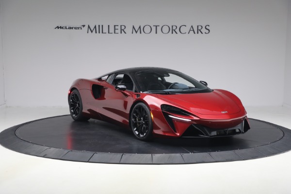 Used 2023 McLaren Artura Performance for sale $179,900 at Alfa Romeo of Westport in Westport CT 06880 11