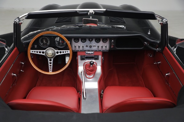 Used 1964 Jaguar E-Type for sale $185,000 at Alfa Romeo of Westport in Westport CT 06880 25