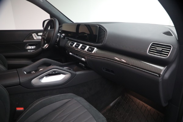 Used 2026 Mercedes-Benz GLS AMG GLS 63 for sale $147,900 at Alfa Romeo of Westport in Westport CT 06880 22