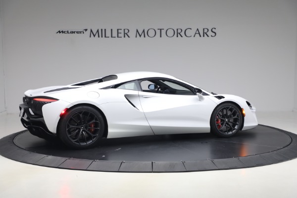 Used 2023 McLaren Artura TechLux for sale $162,900 at Alfa Romeo of Westport in Westport CT 06880 8